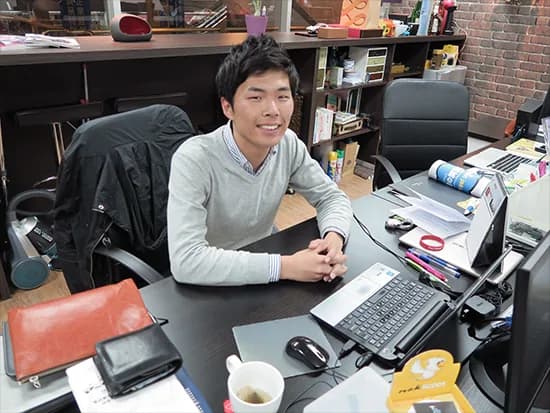 斎藤仕事中