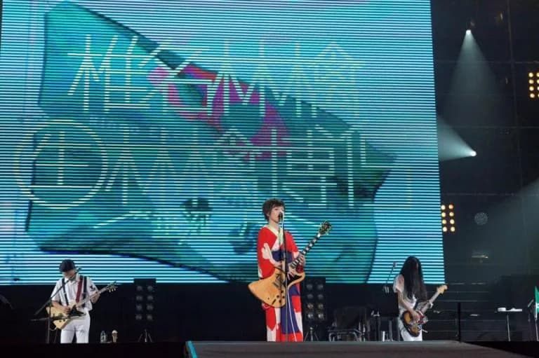 椎名林檎さん(facebookページから)