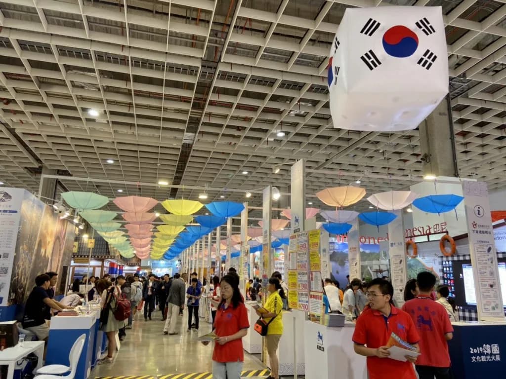 韓国のブースコーナー。カラフルで可愛かったです!