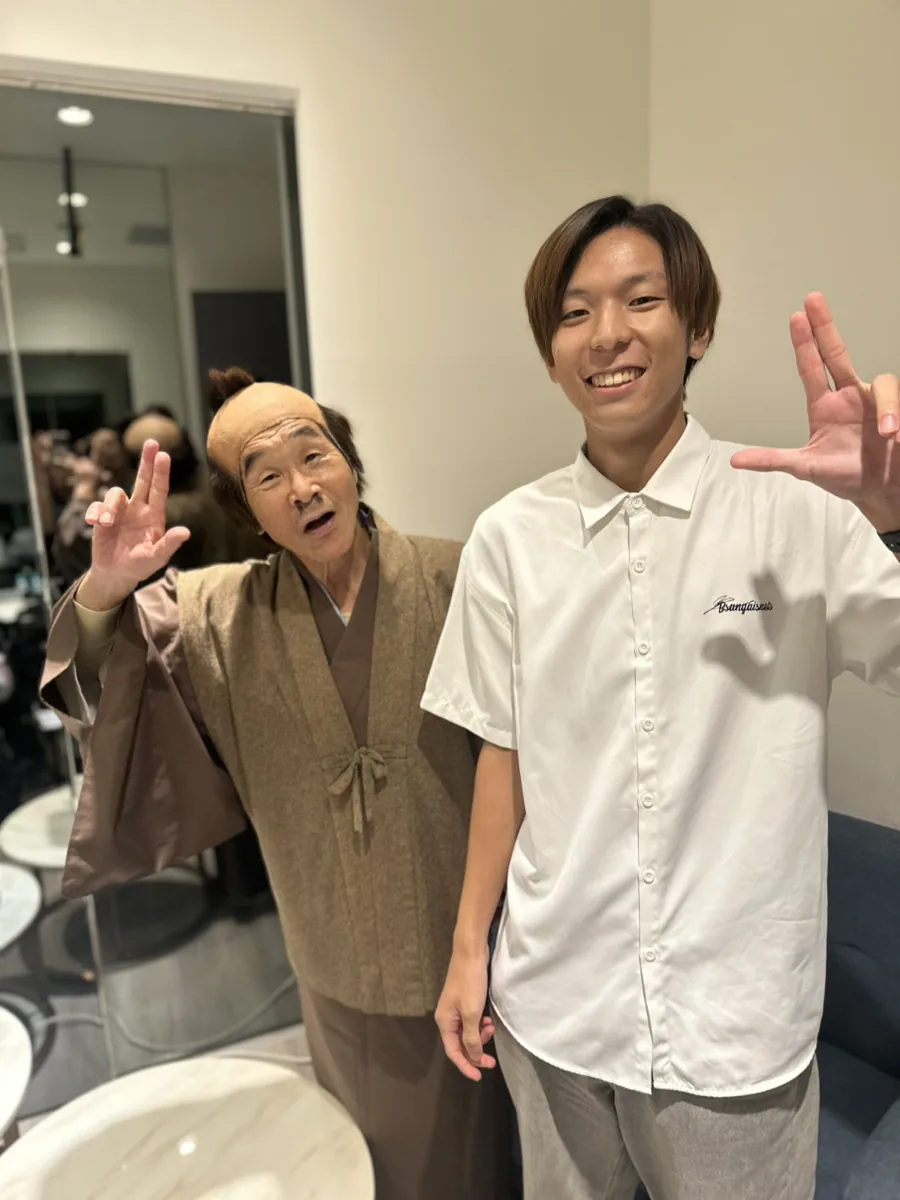 インタビュー後に間寛平さんと写真を撮らせていただきました